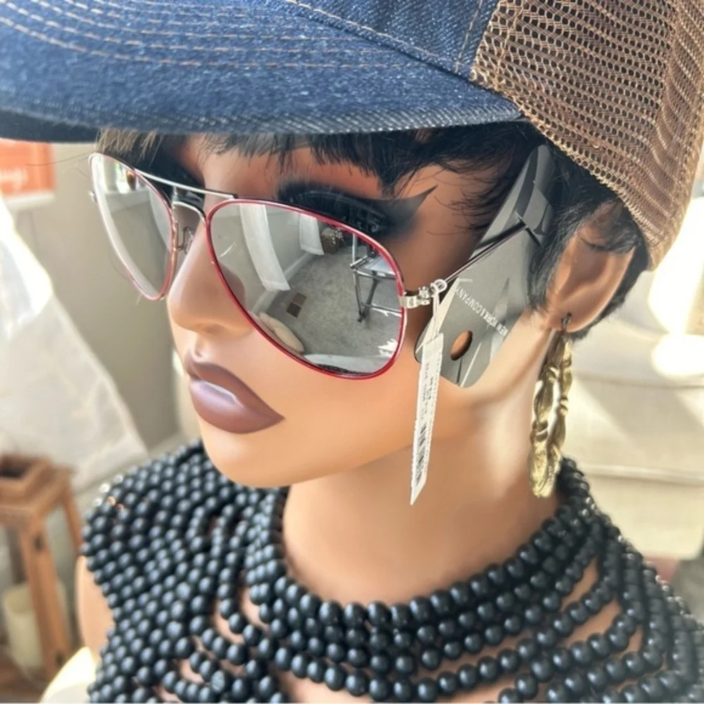 ✨NWT Stylish Red and Silver Sunglasses